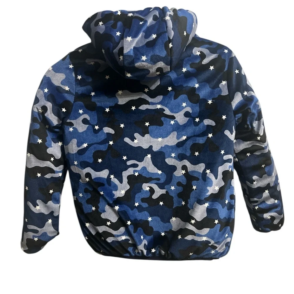 Navy Puffer Jacket with Hood. Size/6 Kids